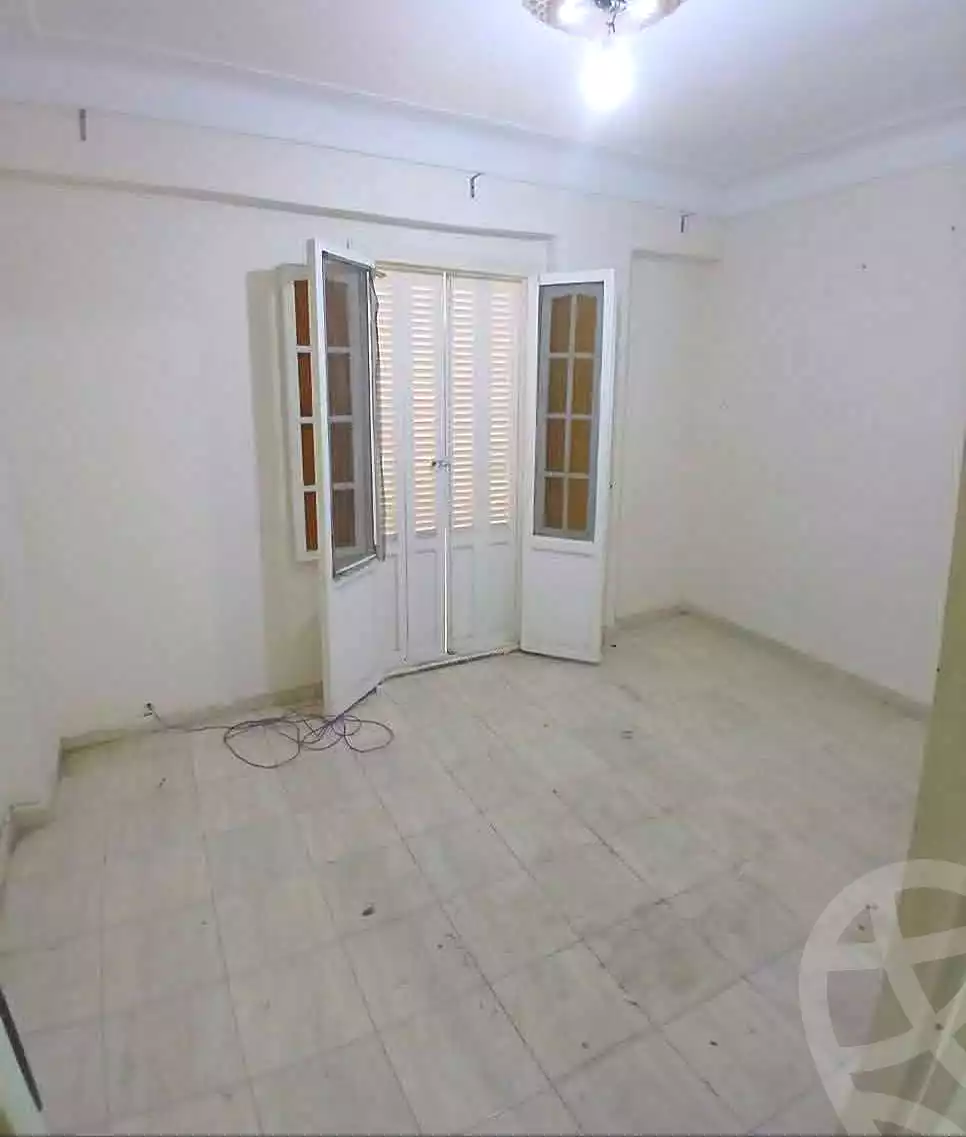 https://aqarmap.com.eg/ar/listing/7072910-for-sale-alexandria-lsywf-el-falki