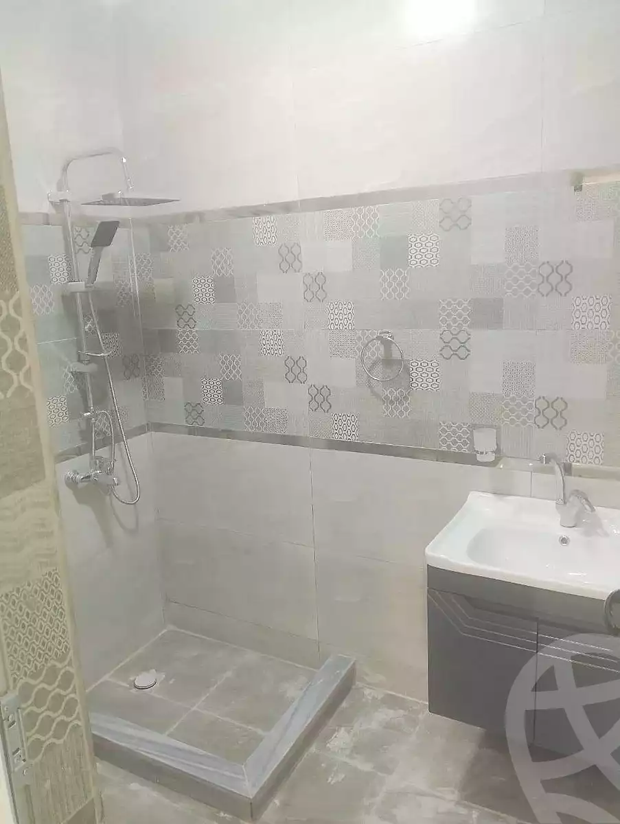 https://aqarmap.com.eg/ar/listing/7073262-for-rent-alexandria-al-agamy-lbytsh-bianchiii