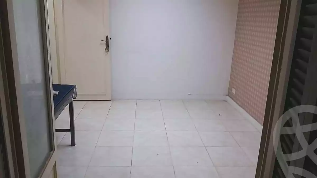 https://aqarmap.com.eg/ar/listing/7073277-for-rent-alexandria-ganaklis-shr-bw-qyr-tryq-lhry