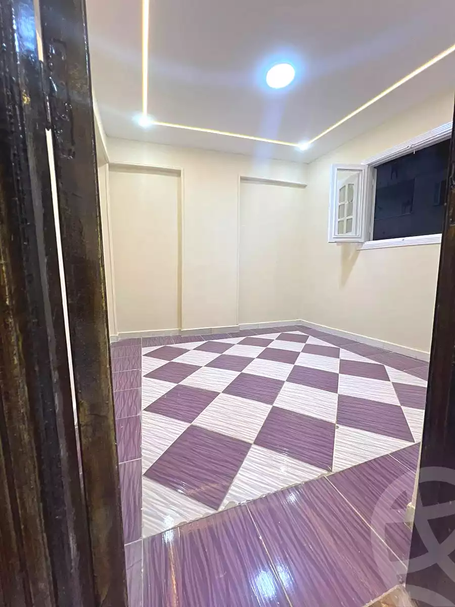 https://aqarmap.com.eg/ar/listing/7073285-for-sale-alexandria-el-asafra-shr-45