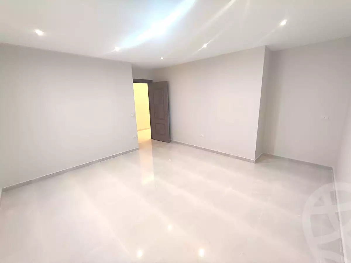 https://aqarmap.com.eg/ar/listing/7073282-for-rent-cairo-new-cairo-el-narges-el-narges-5-moushir-ahmed-ismail-st