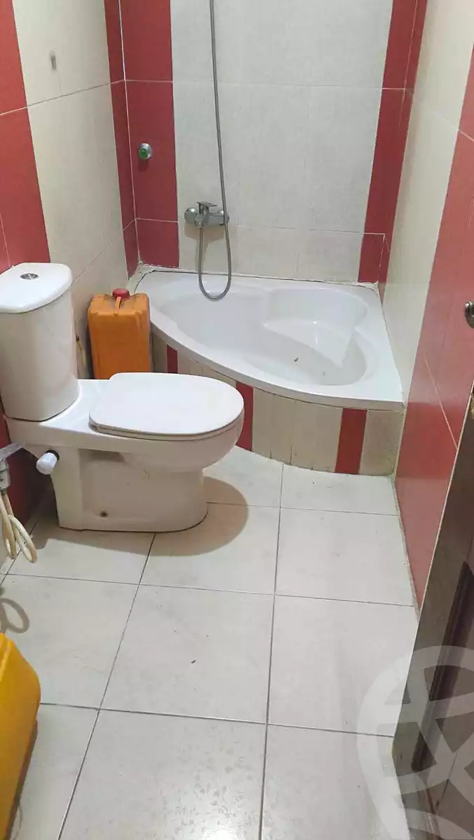 https://aqarmap.com.eg/ar/listing/7073289-for-sale-cairo-ain-shams-ain-shams-el-sharkia-el-zahraa-st