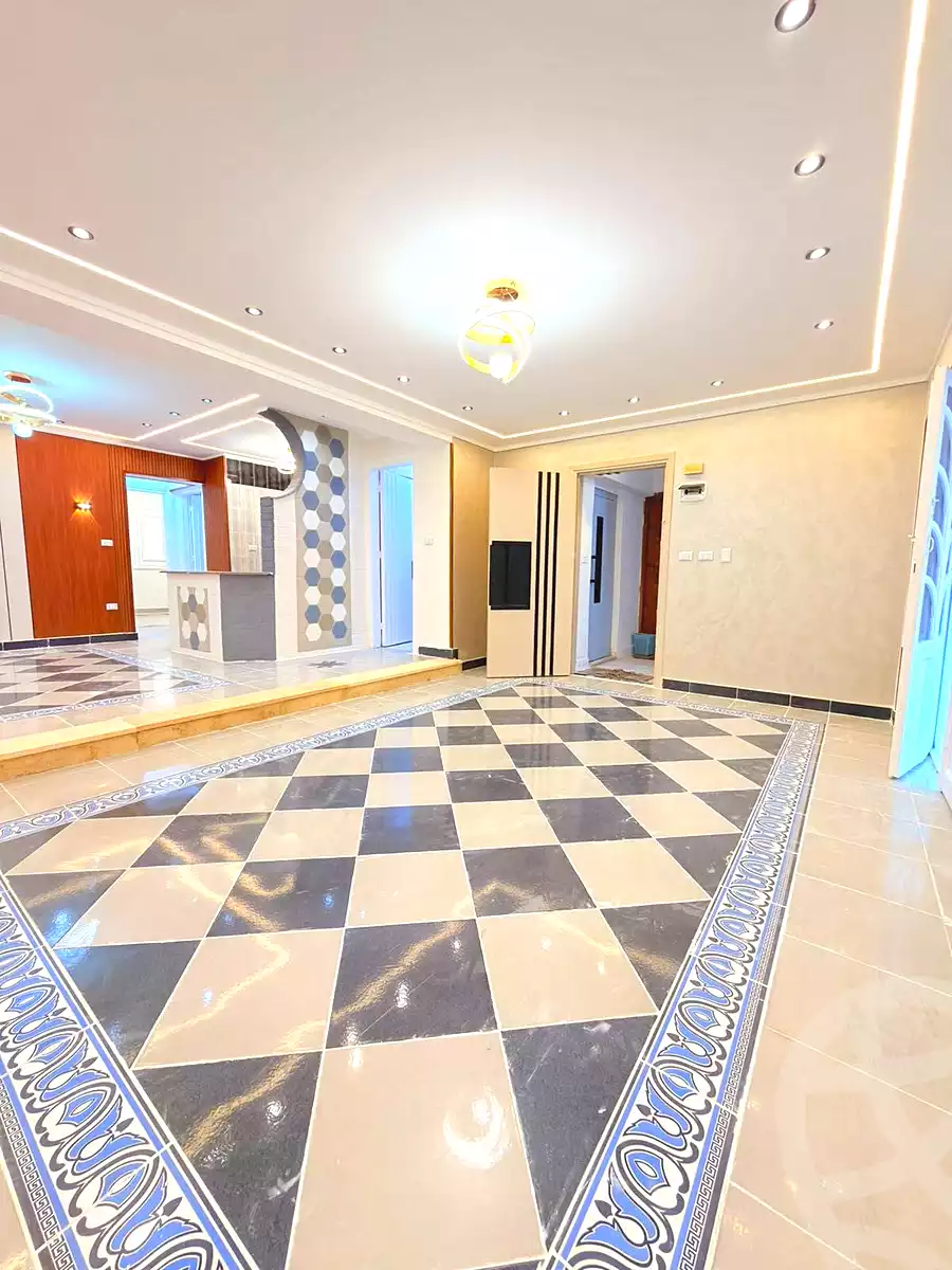 https://aqarmap.com.eg/en/listing/7073361-for-sale-alexandria-al-agamy-shataa-el-nakheel