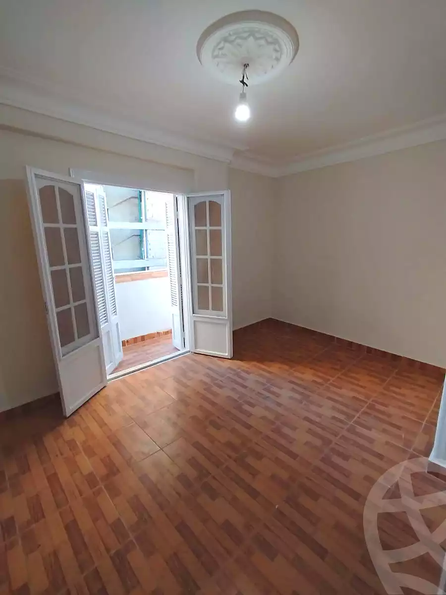 https://aqarmap.com.eg/ar/listing/7073736-for-sale-alexandria-lsywf-el-falki