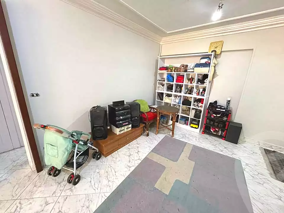 https://aqarmap.com.eg/ar/listing/7073758-for-sale-alexandria-ganaklis