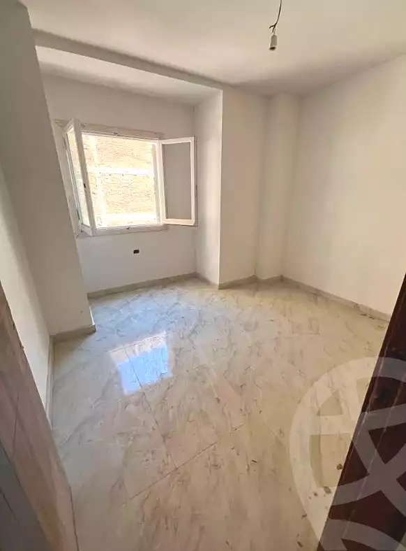 https://aqarmap.com.eg/en/listing/7073760-for-sale-alexandria-sydy-bshr