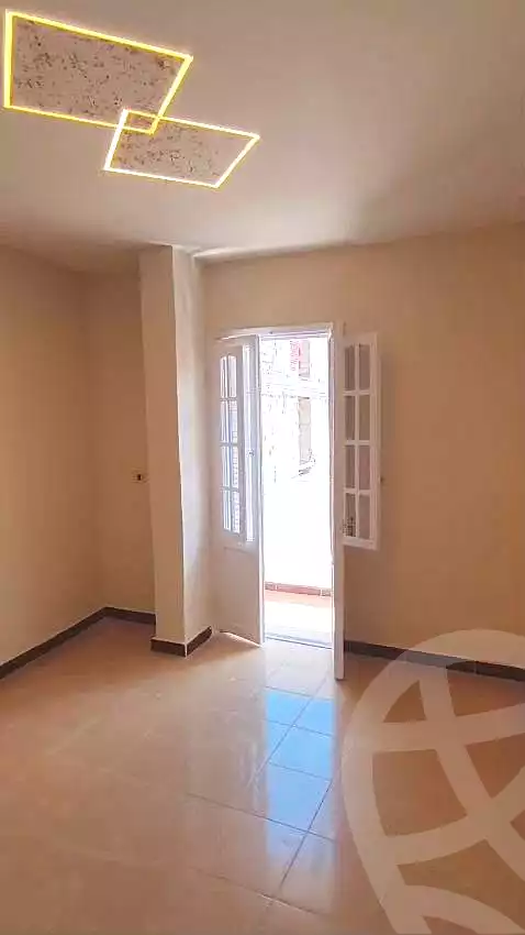 https://aqarmap.com.eg/en/listing/7073841-for-sale-alexandria-al-agamy-el-hanouvel-el-warsha-st