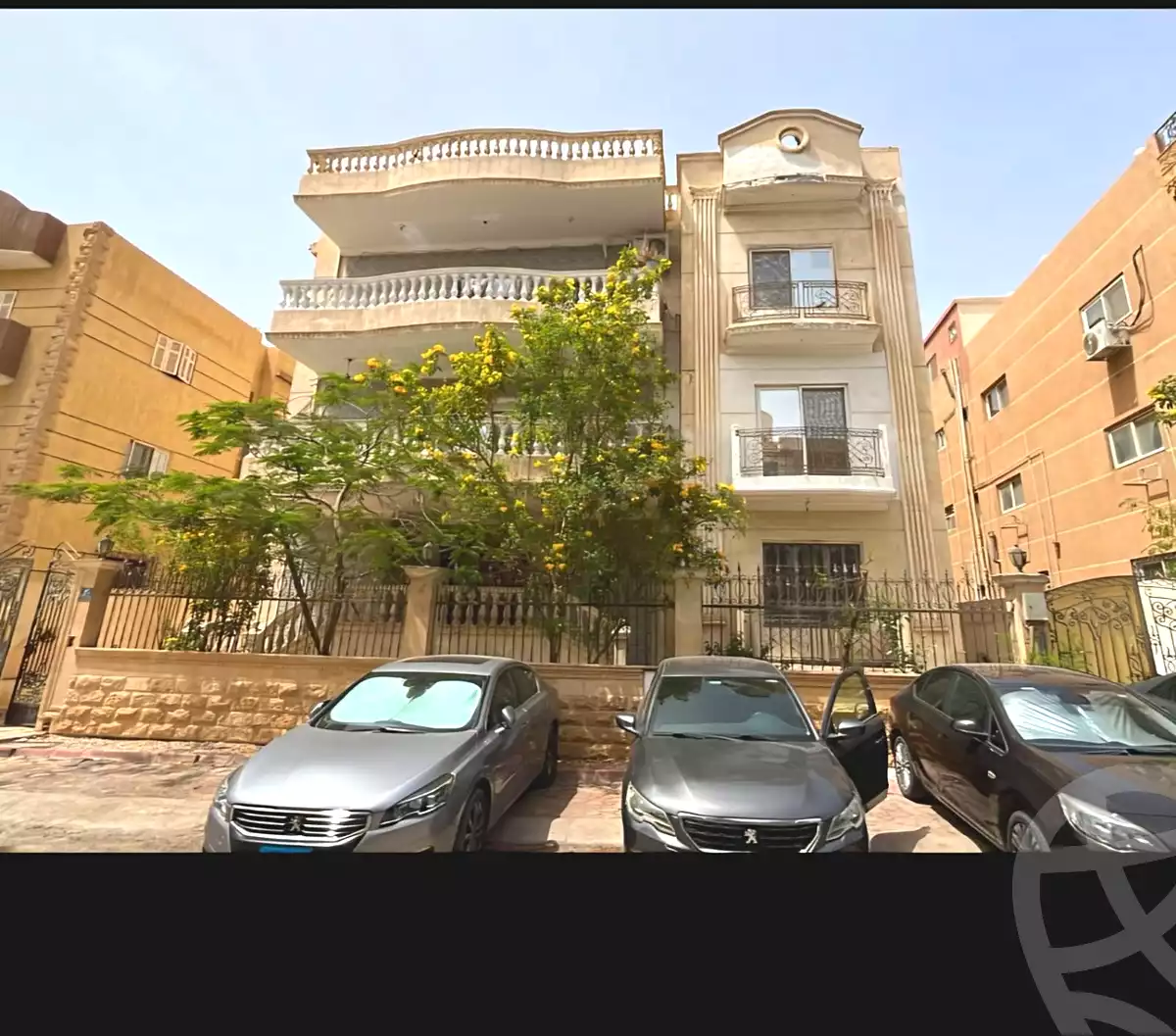 https://aqarmap.com.eg/ar/listing/7073909-for-sale-cairo-new-cairo-el-ahyaa-third-neighborhood-street-2