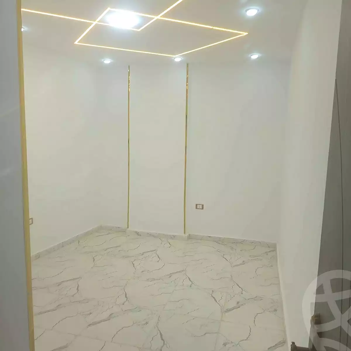 https://aqarmap.com.eg/ar/listing/7073929-for-sale-alexandria-al-agamy-lbytsh-mohamed-el-fardi-st