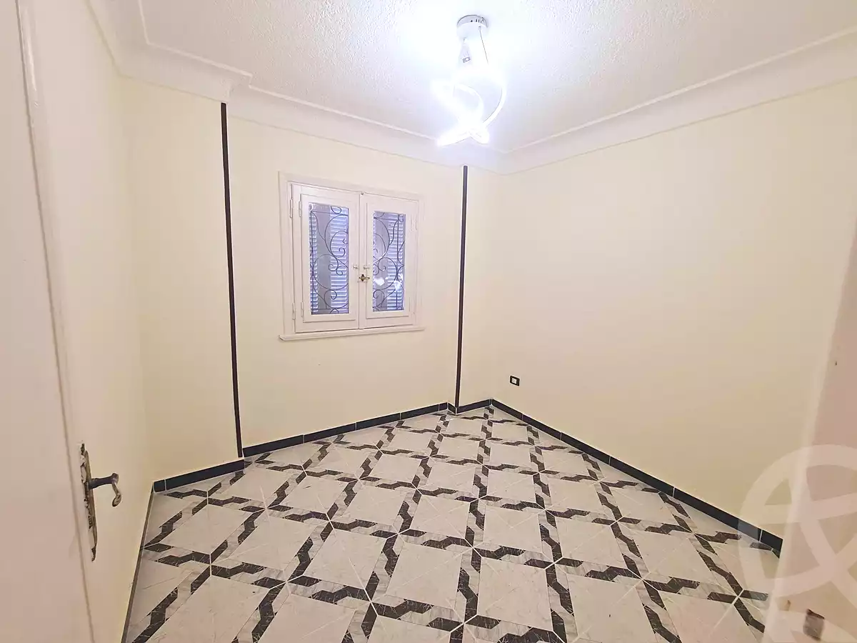 https://aqarmap.com.eg/en/listing/7073933-for-sale-alexandria-al-agamy-shataa-el-nakheel