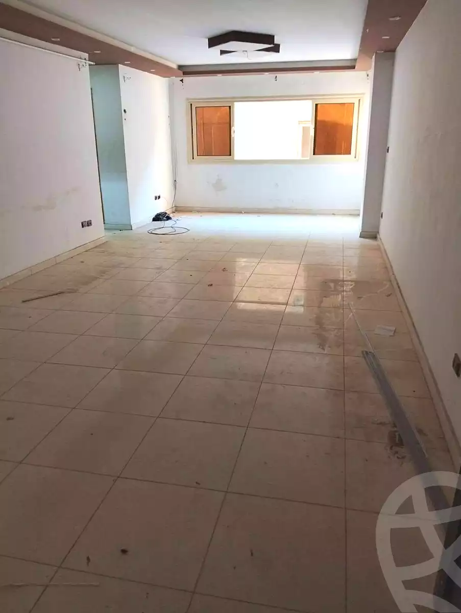 https://aqarmap.com.eg/ar/listing/7074564-for-sale-cairo-helwan-sherif-st