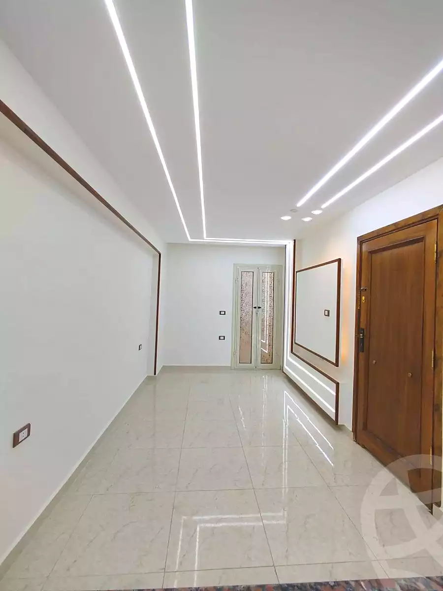 https://aqarmap.com.eg/ar/listing/7074593-for-sale-alexandria-lsywf-el-falki