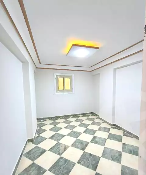 https://aqarmap.com.eg/ar/listing/7074610-for-sale-alexandria-bw-qyr-street-25