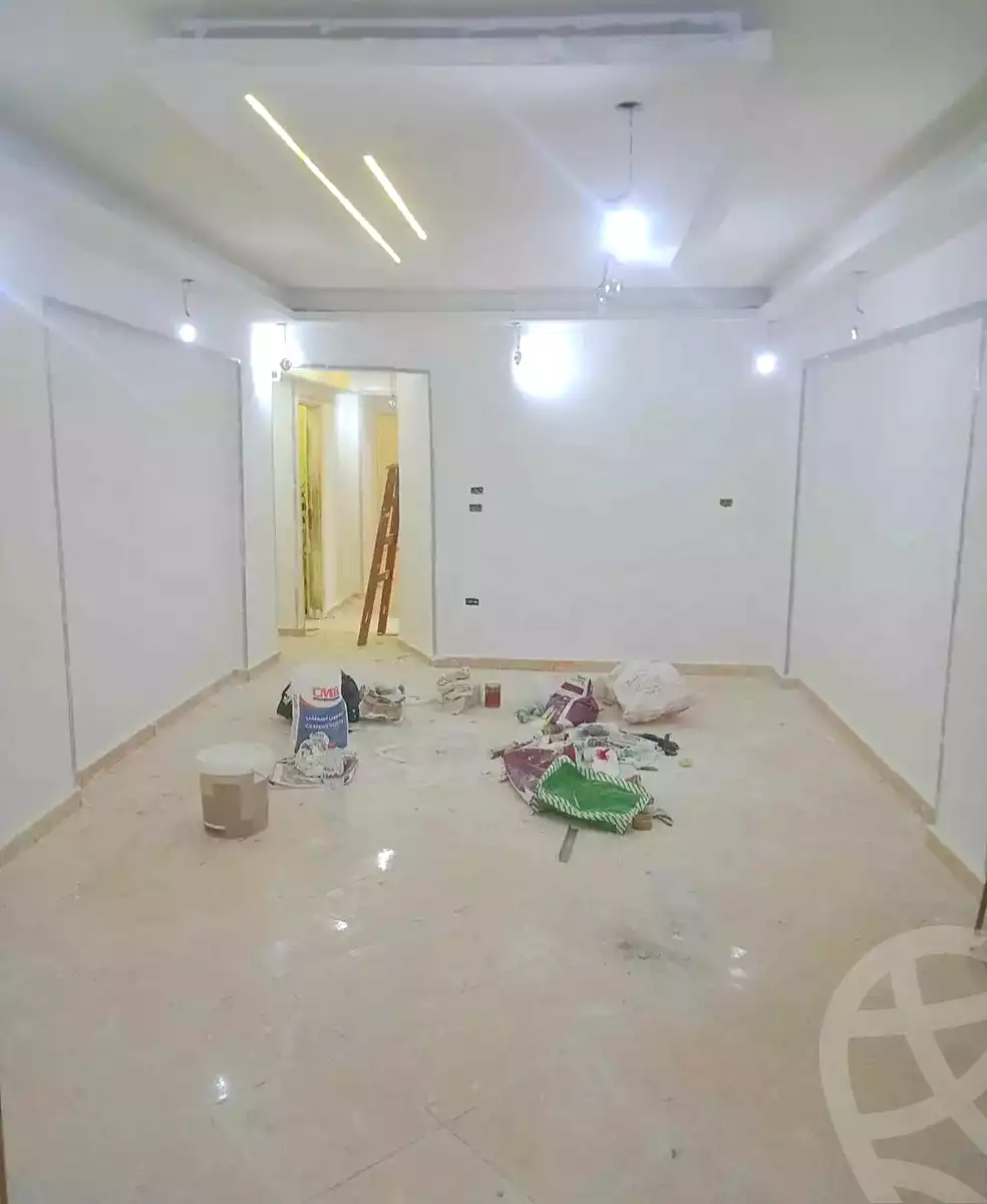 https://aqarmap.com.eg/ar/listing/7074735-for-sale-alexandria-al-agamy-el-hanouvel
