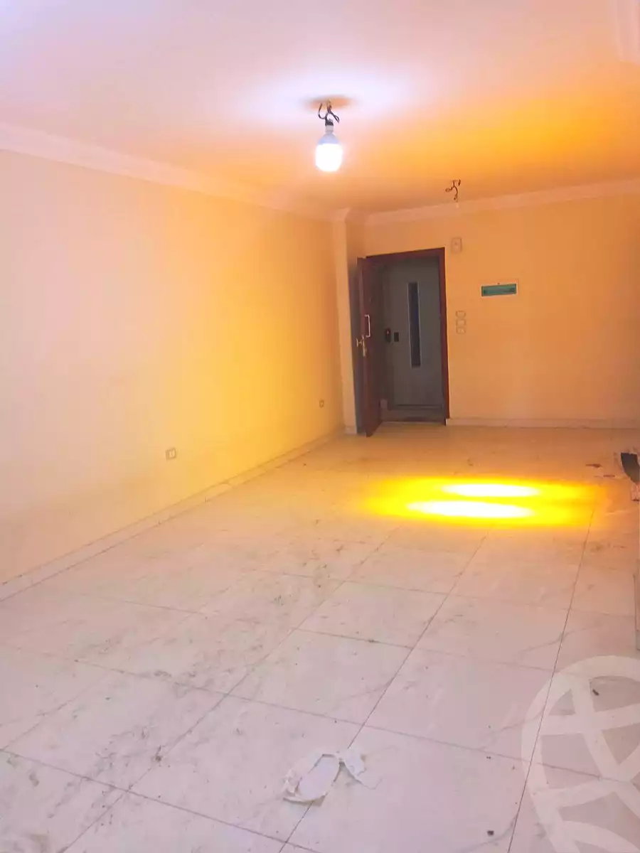 https://aqarmap.com.eg/ar/listing/7074812-for-rent-cairo-helwan-helwan-el-sharkeya-thabit-basha-st