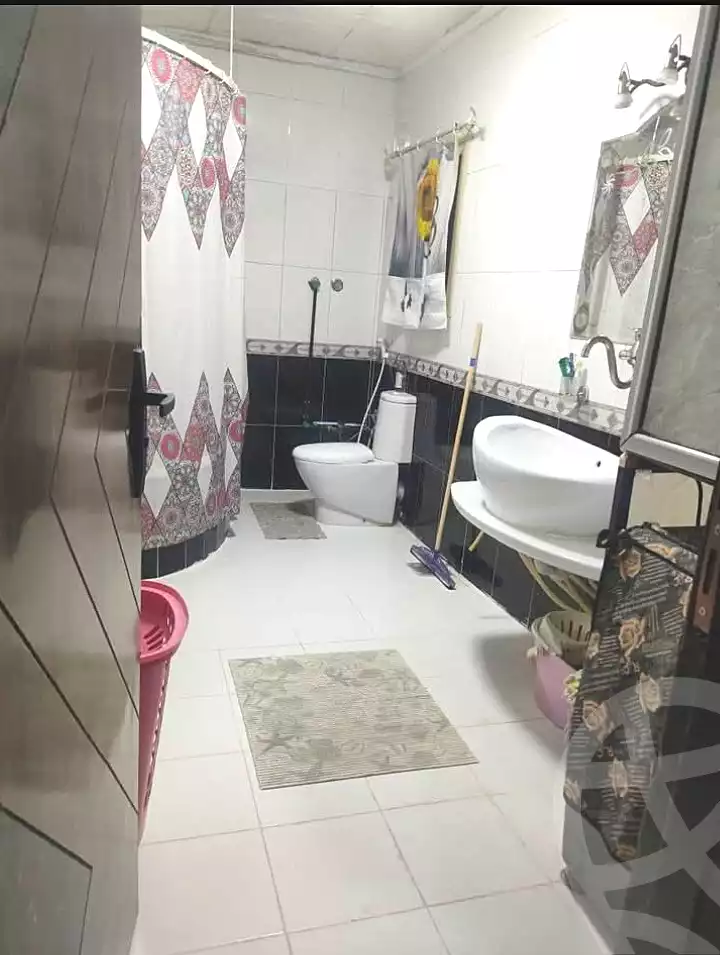 https://aqarmap.com.eg/ar/listing/7074946-for-sale-alexandria-al-agamy-lbytsh-al-kaada-st