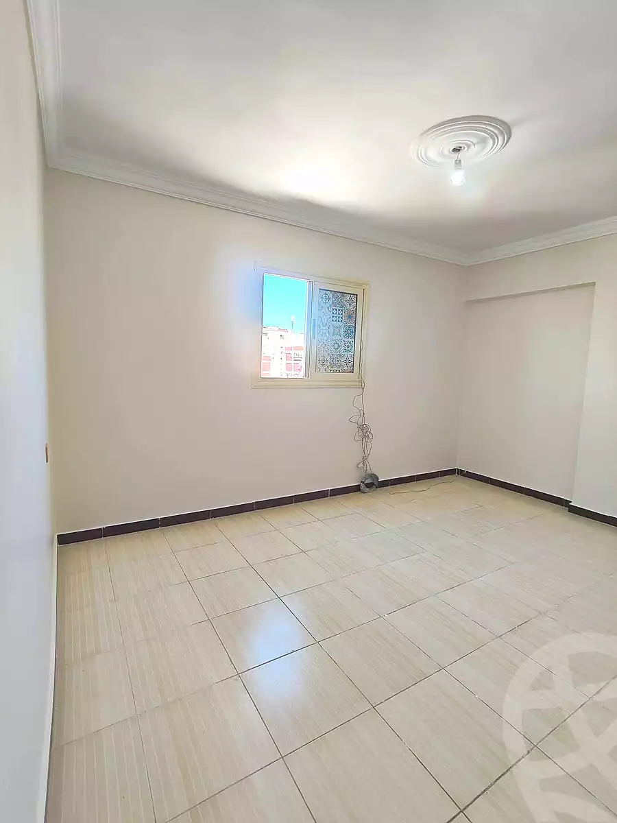 https://aqarmap.com.eg/ar/listing/7075085-for-sale-alexandria-miami-khld-bn-lwlyd