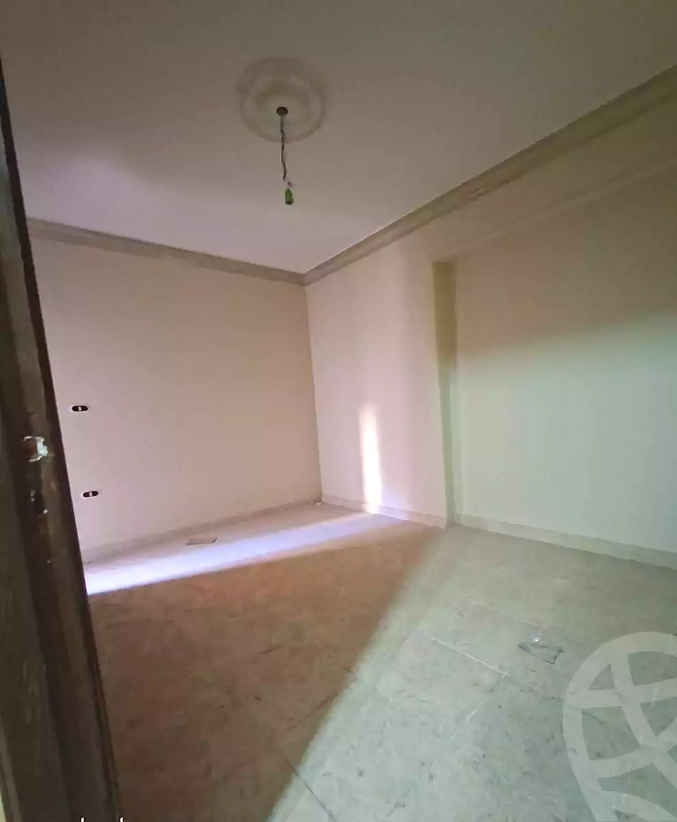 https://aqarmap.com.eg/ar/listing/7075215-for-sale-alexandria-miami