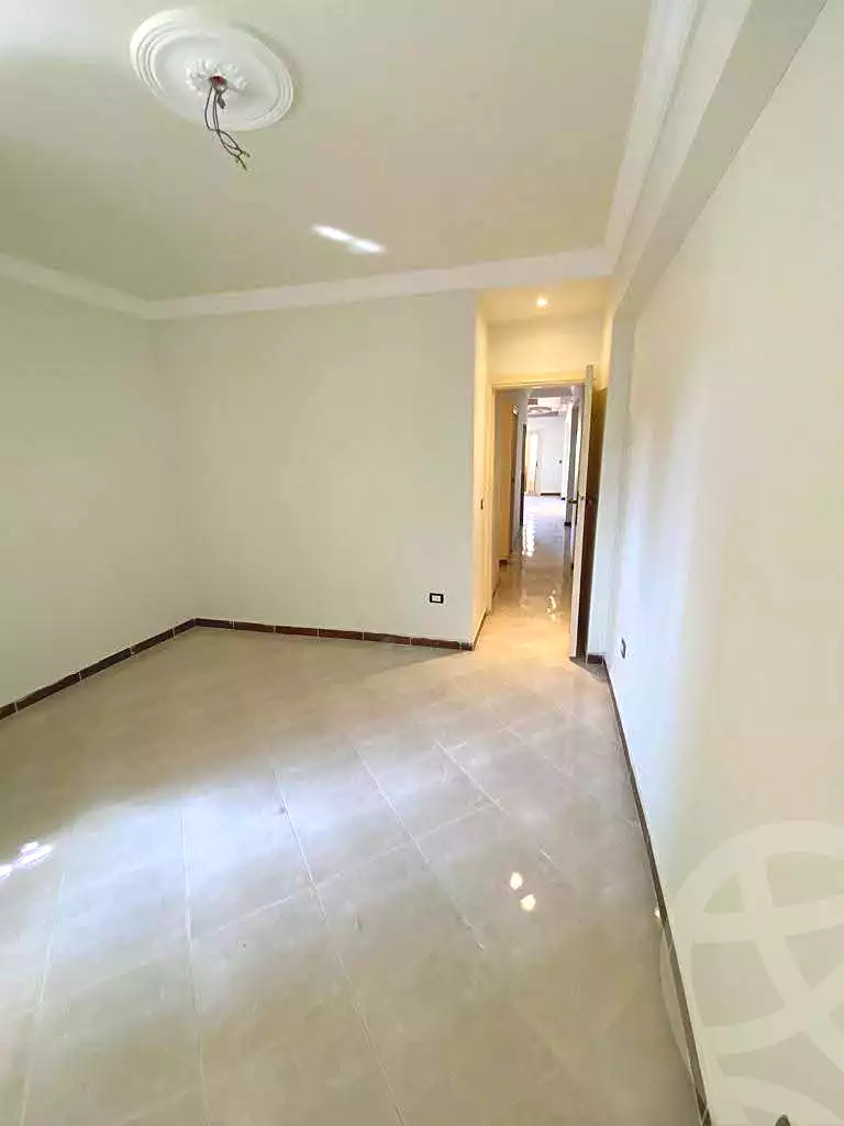 https://aqarmap.com.eg/en/listing/7075310-for-sale-alexandria-sydy-bshr-sydy-bshr-qbly-cairo-st
