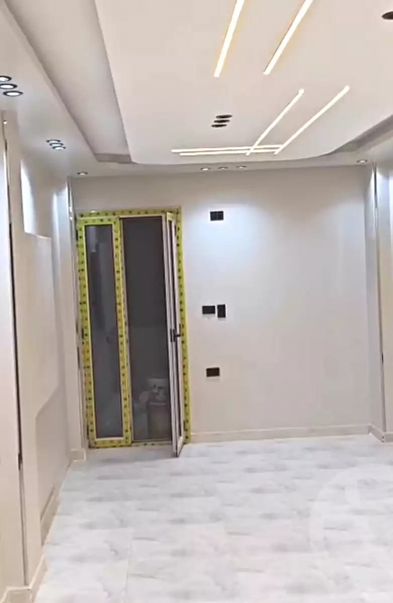 https://aqarmap.com.eg/ar/listing/7075425-for-sale-cairo-ain-shams-ain-shams-el-sharkia-el-zahraa-st