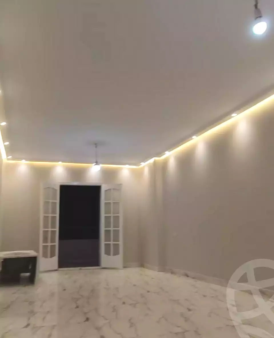 https://aqarmap.com.eg/en/listing/7075433-for-sale-cairo-elnozha-Streettt-27
