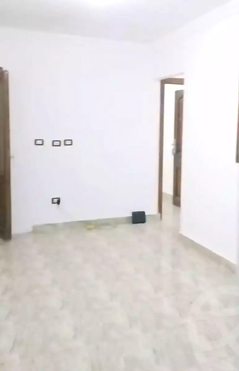 https://aqarmap.com.eg/ar/listing/7075347-for-sale-alexandria-new-miami-compounds-new-miami-doctors-city