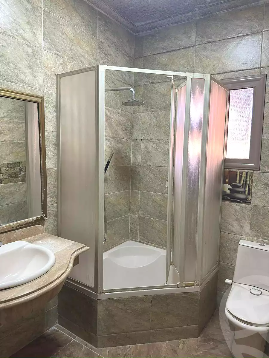 https://aqarmap.com.eg/ar/listing/7075822-for-sale-cairo-new-cairo-el-ahyaa-fourth-neighborhood-ahmed-oraby-haroun-al-rasheeed-18-st