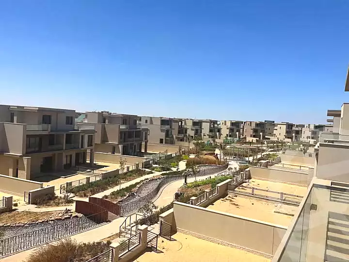 https://aqarmap.com.eg/en/listing/7076011-for-sale-cairo-el-sheikh-zayed-city-compounds-beverly-hills