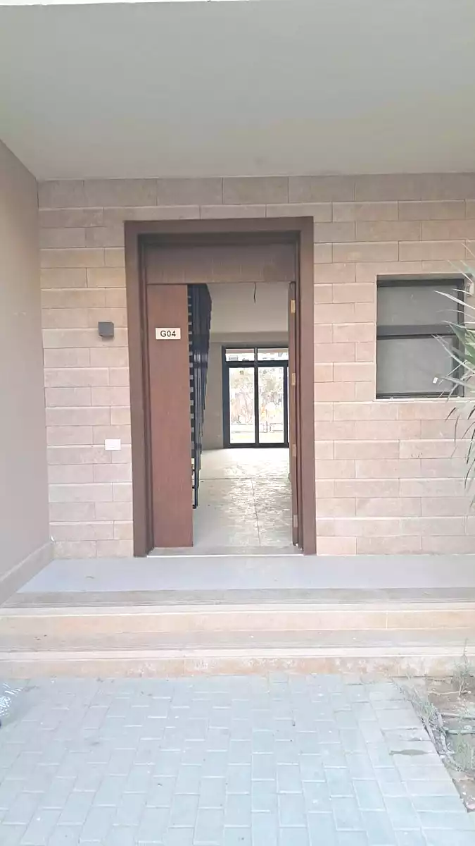 https://aqarmap.com.eg/en/listing/7076016-for-sale-cairo-el-sheikh-zayed-city-compounds-beverly-hills