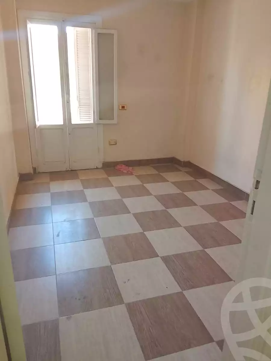 https://aqarmap.com.eg/ar/listing/7076018-for-rent-cairo-shoubra-ltr-lbwlqy