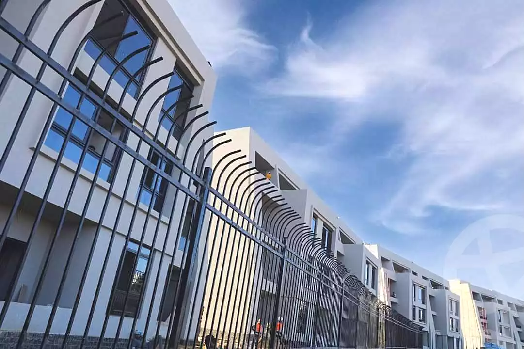 https://aqarmap.com.eg/en/listing/7076109-for-sale-ain-elsokhna-mdyn-ljll-ljdyd-byrmydz-sky-syty