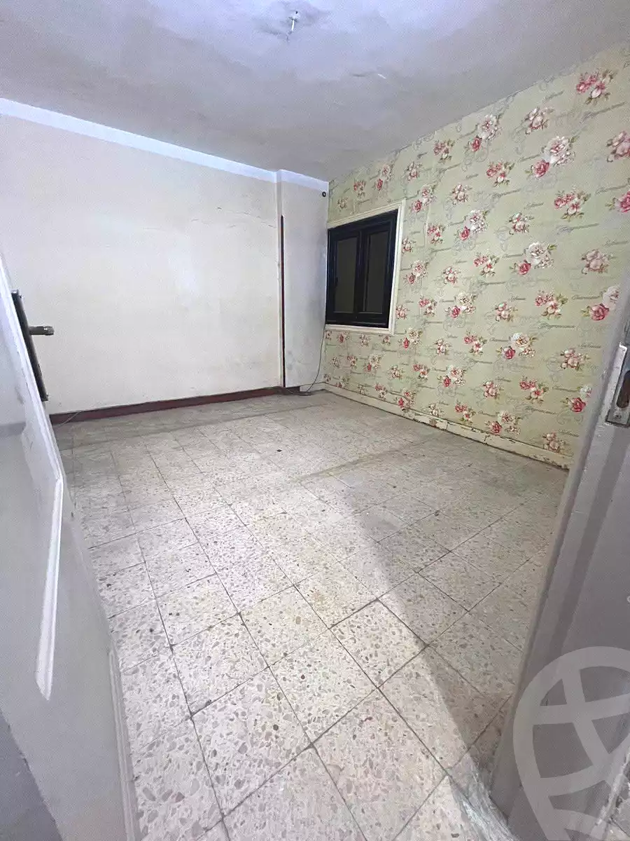 https://aqarmap.com.eg/en/listing/7076436-for-sale-cairo-helwan-mahmoud-khater-st