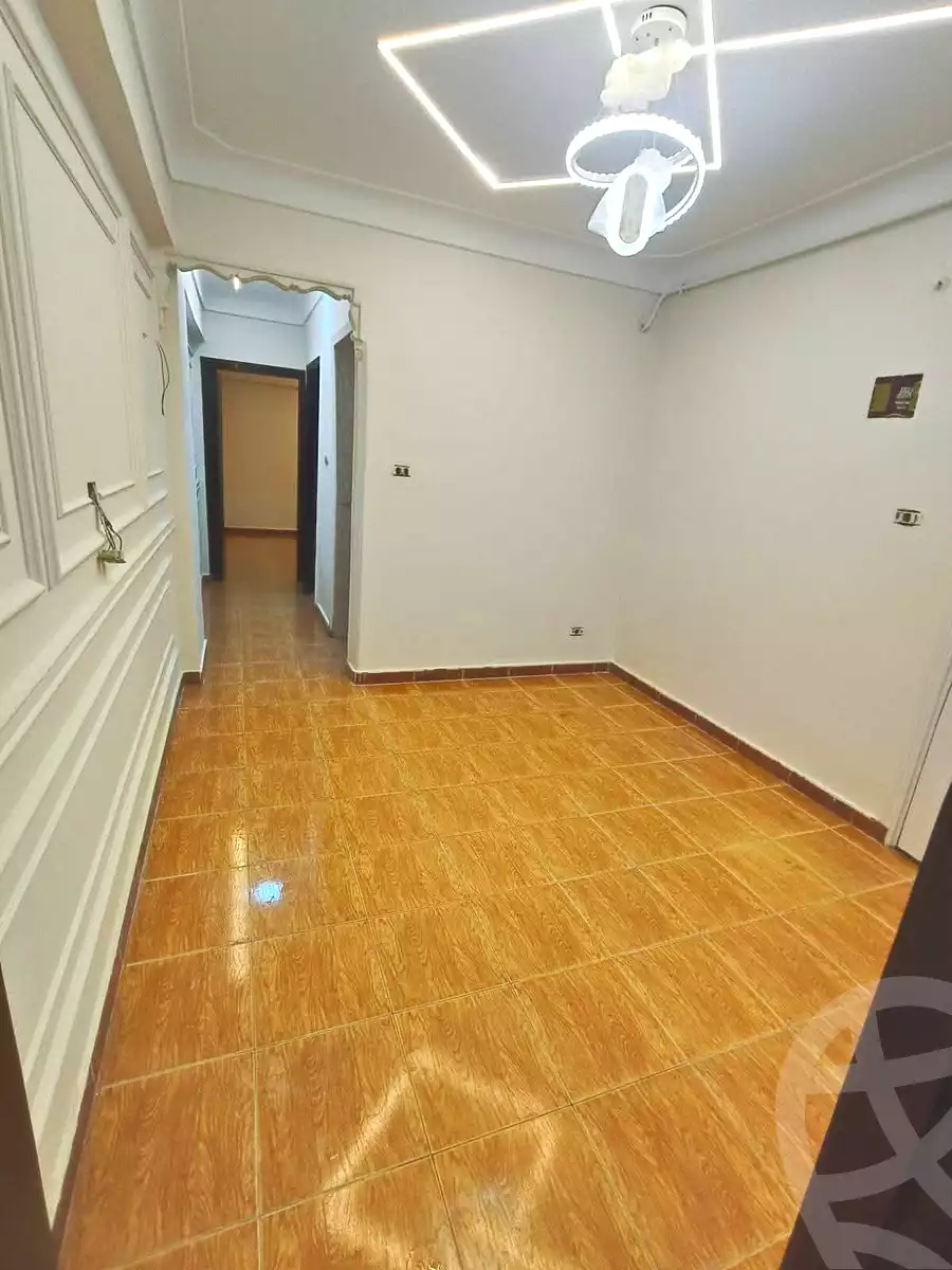 https://aqarmap.com.eg/en/listing/7076511-for-sale-alexandria-lsywf-el-falki