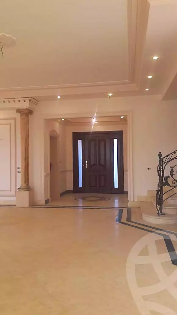 https://aqarmap.com.eg/en/listing/7076830-for-sale-cairo-el-shorouk-compounds-maxim-residence
