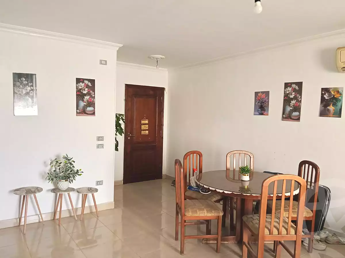 https://aqarmap.com.eg/ar/listing/7076877-for-rent-cairo-new-cairo-compounds-mountain-view-hyde-park