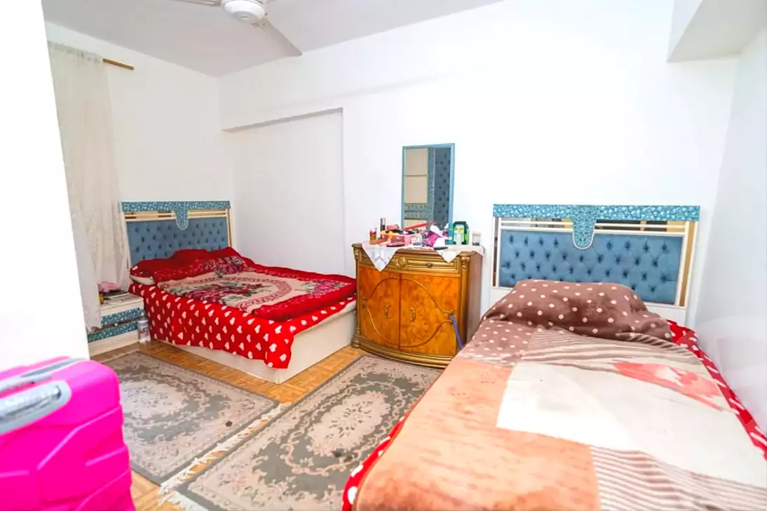 https://aqarmap.com.eg/ar/listing/7076998-for-sale-alexandria-sydy-bshr-tryq-ljysh
