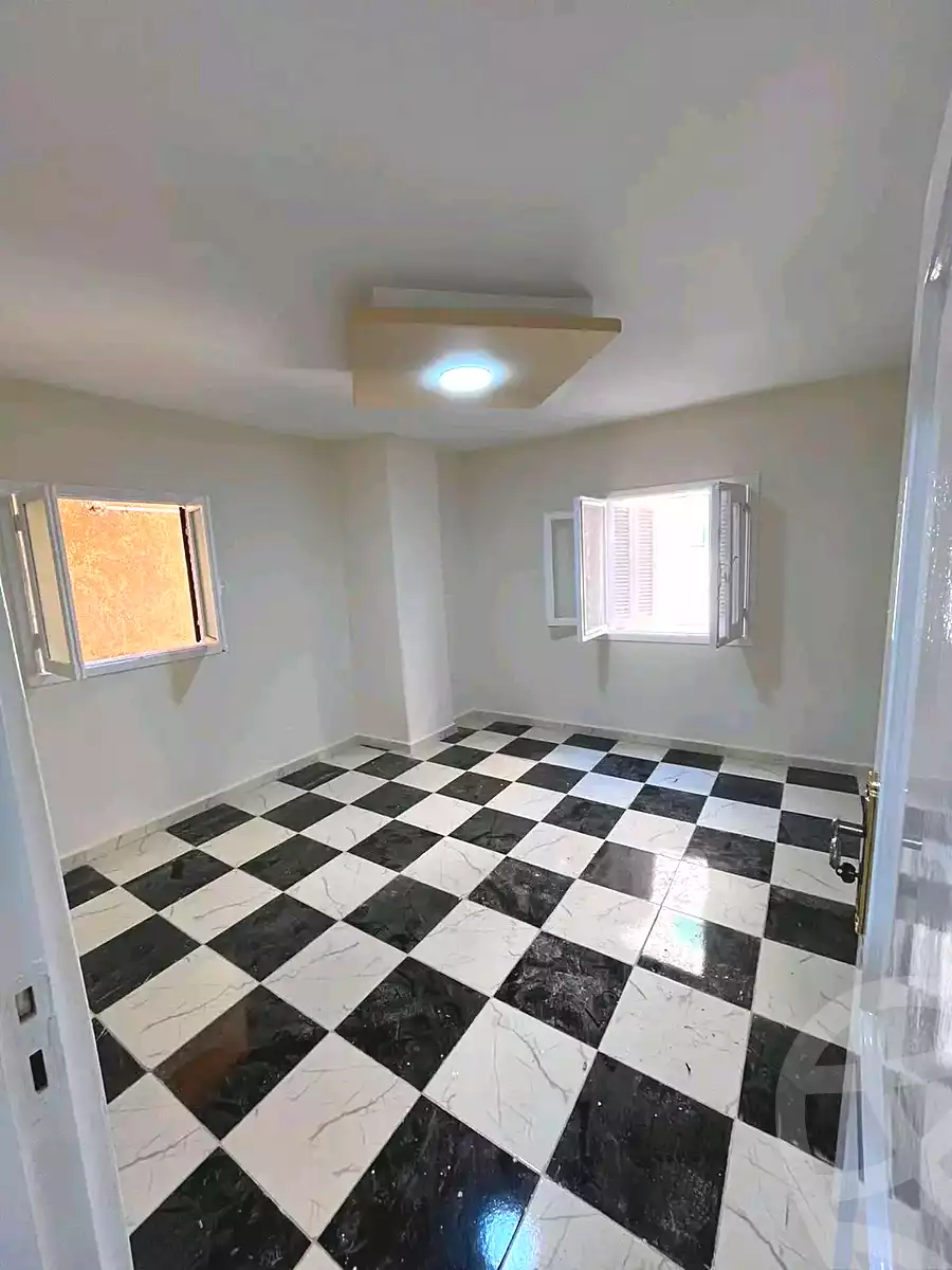 https://aqarmap.com.eg/ar/listing/7077093-for-sale-alexandria-al-agamy-el-hanouvel