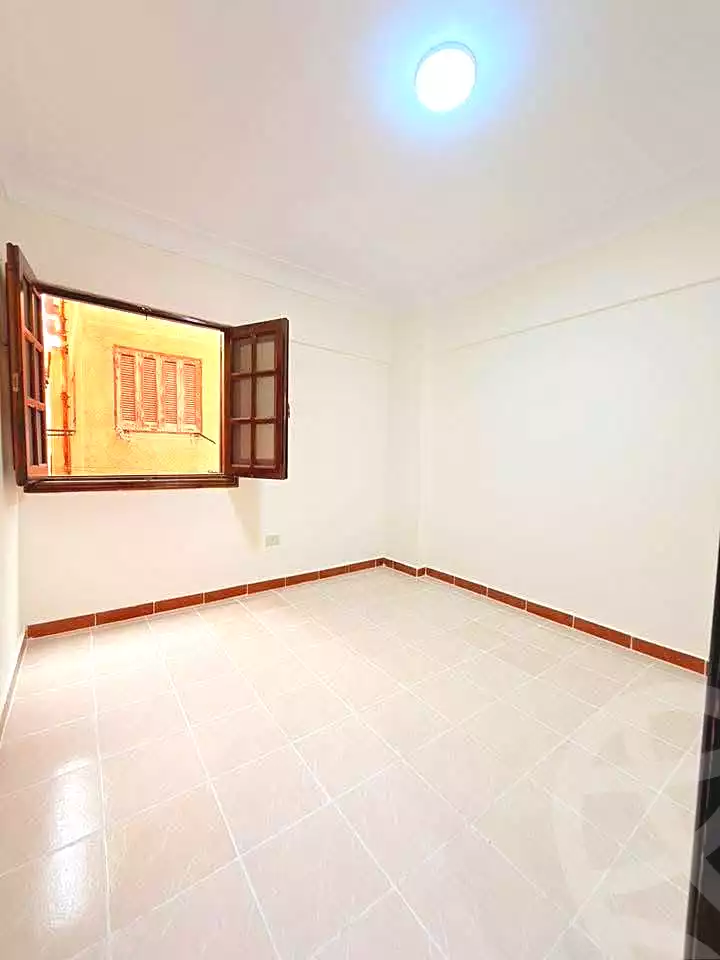 https://aqarmap.com.eg/ar/listing/7077115-for-sale-alexandria-al-agamy-shataa-el-nakheel