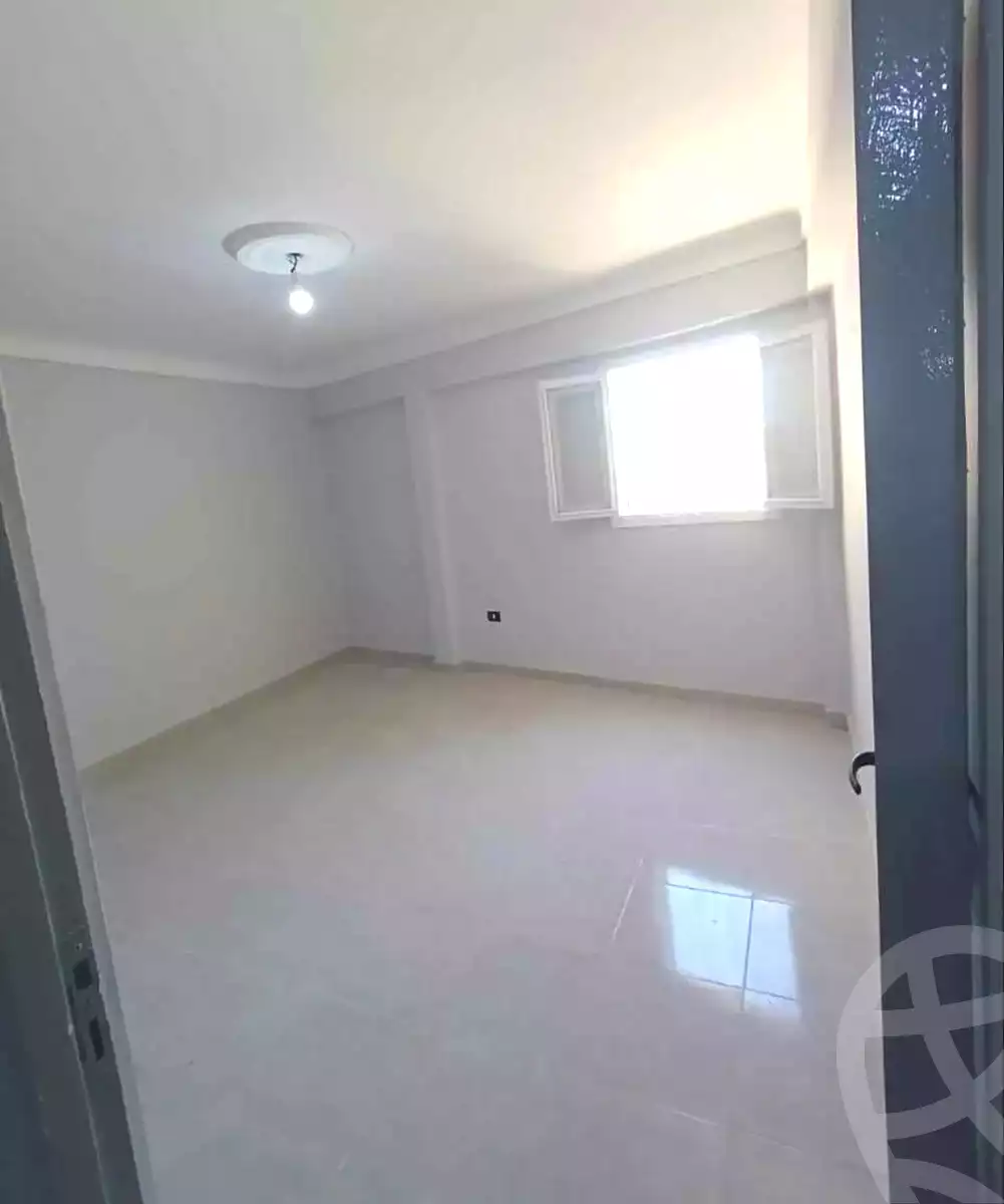https://aqarmap.com.eg/ar/listing/7077474-for-sale-alexandria-sydy-bshr-sydy-bshr-qbly