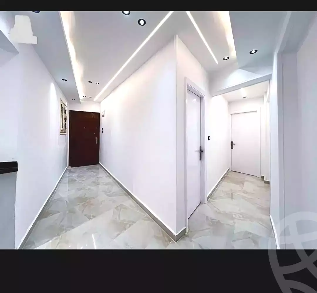 https://aqarmap.com.eg/ar/listing/7077549-for-sale-alexandria-sydy-bshr-sydy-bshr-bhry-shr-mhmd-njyb