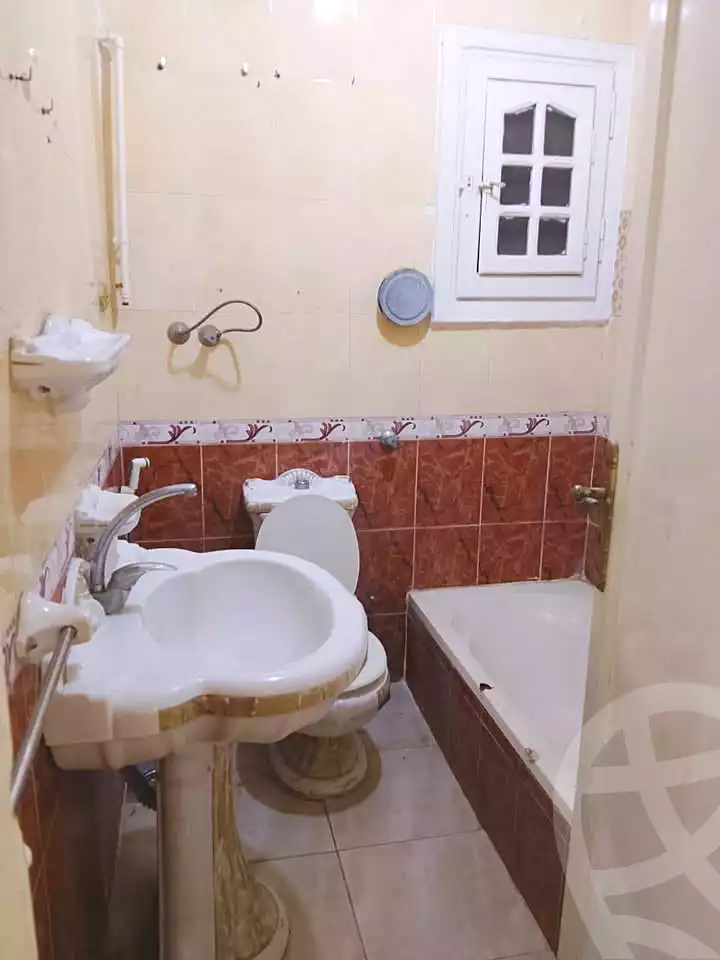 https://aqarmap.com.eg/ar/listing/7077910-for-sale-alexandria-sydy-bshr-sydy-bshr-bhry-ali-hipa-st