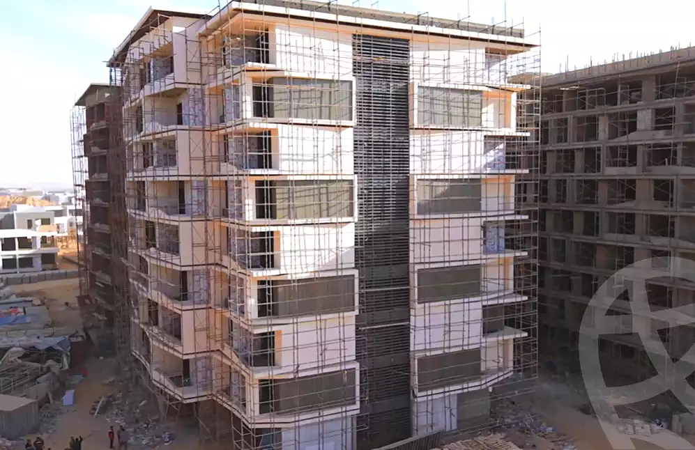https://aqarmap.com.eg/ar/listing/7078066-for-sale-cairo-new-administrative-capital-r7-midtown-sky