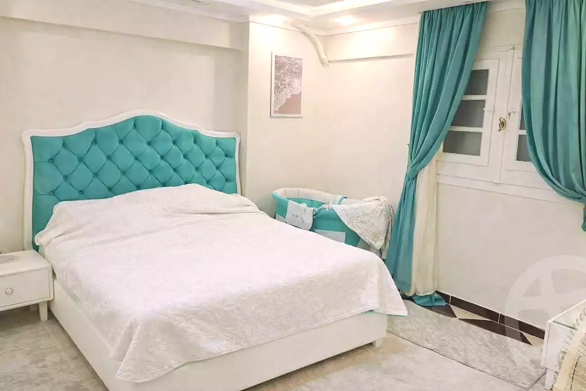 https://aqarmap.com.eg/ar/listing/7078095-for-sale-alexandria-moharram-bey-ali-al-askandarani-st