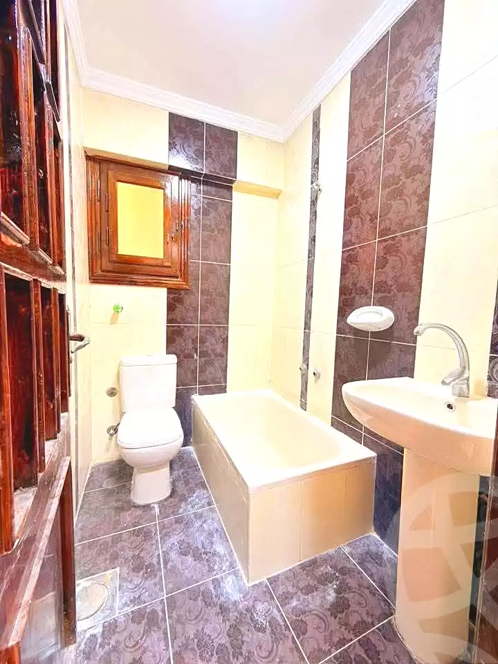 https://aqarmap.com.eg/ar/listing/7078326-for-sale-alexandria-al-agamy-shataa-el-nakheel