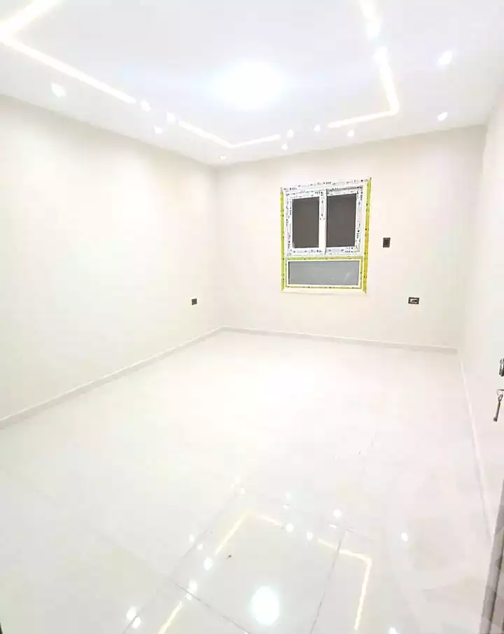 https://aqarmap.com.eg/en/listing/7078454-for-sale-alexandria-al-agamy-el-hanouvel