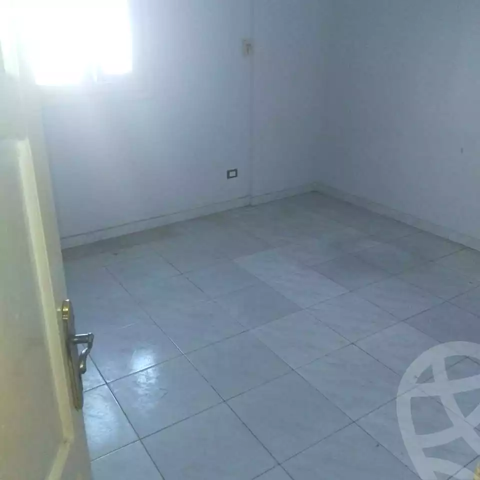 https://aqarmap.com.eg/en/listing/7078481-for-rent-alexandria-lsywf-mostafa-kamel-st