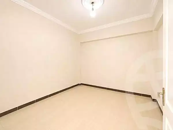 https://aqarmap.com.eg/en/listing/7078767-for-sale-alexandria-sydy-bshr-sydy-bshr-bhry-shr-khld-bn-lwlyd