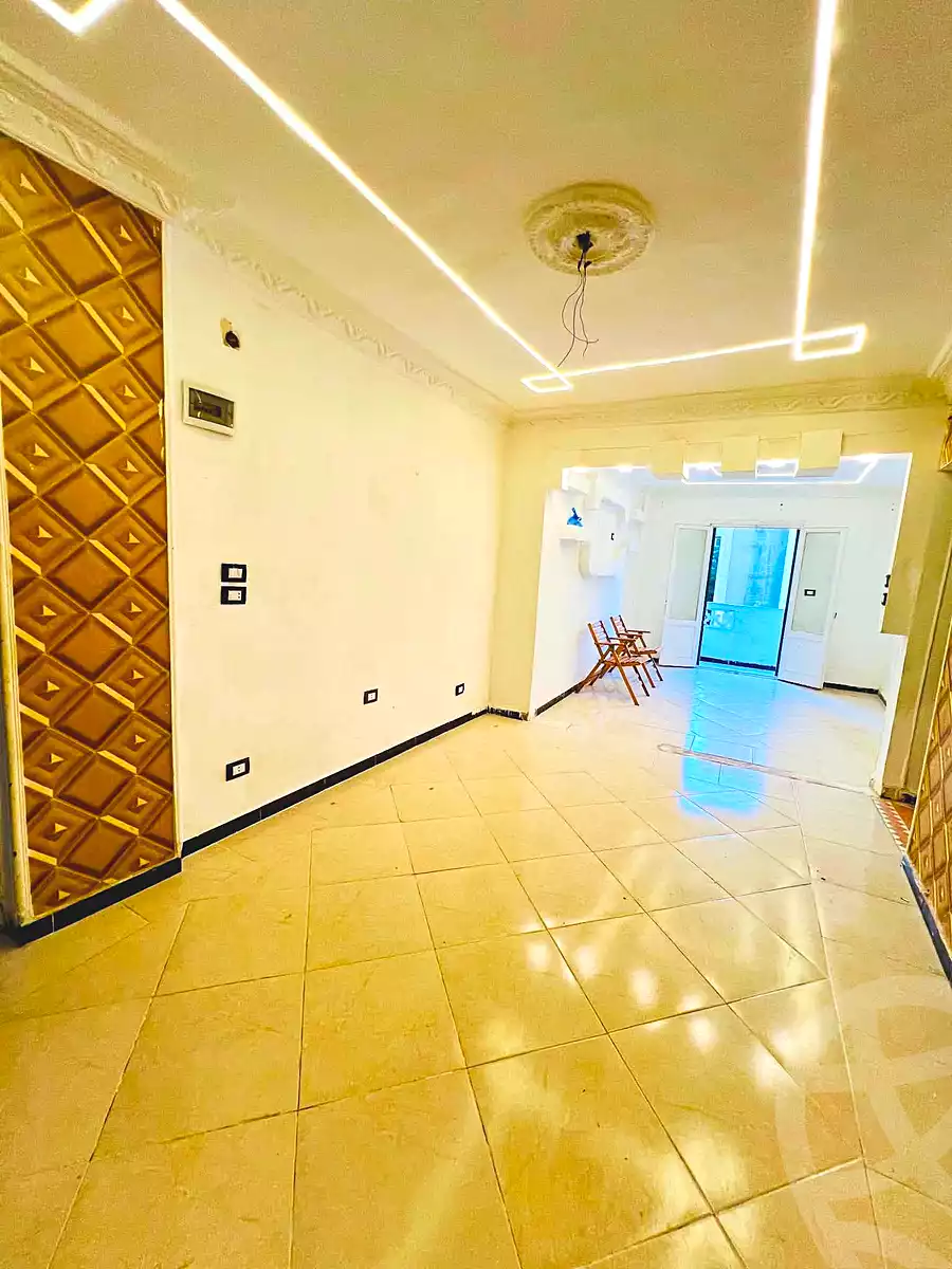 https://aqarmap.com.eg/ar/listing/7078882-for-sale-alexandria-moharram-bey-el-rasafa-st