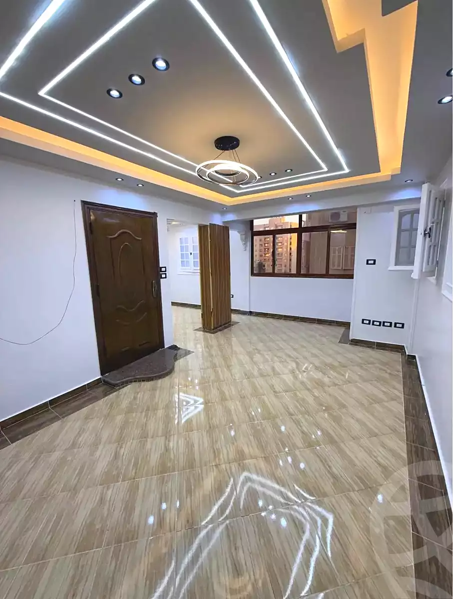 https://aqarmap.com.eg/ar/listing/7078920-for-sale-alexandria-el-asafra-l-sfr-bhry