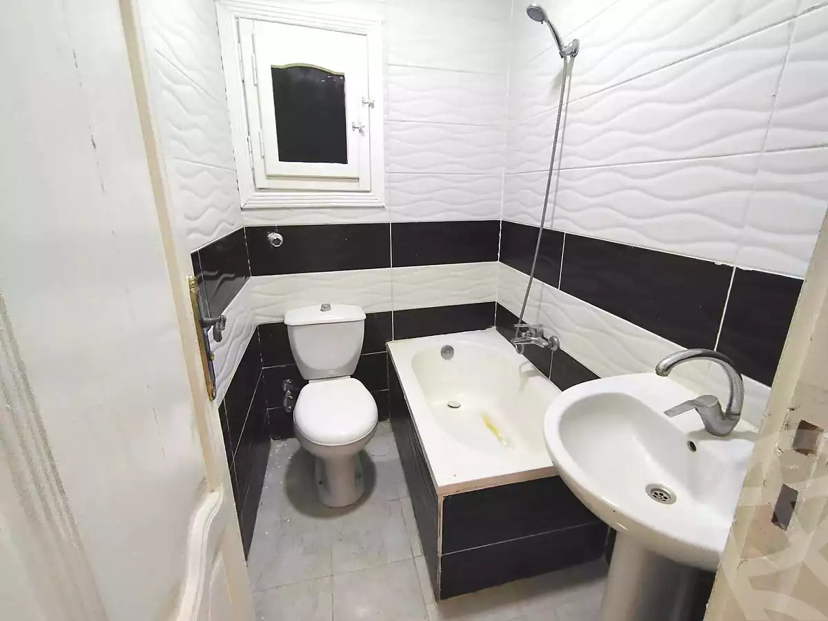 https://aqarmap.com.eg/ar/listing/7078998-for-sale-alexandria-al-agamy-shataa-el-nakheel-street-12